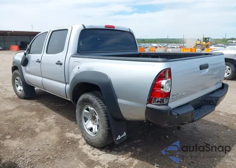 2010 Toyota Tacoma Base V6 z USA, uszkodzony, nr VIN 3TMLU4EN6AM042278